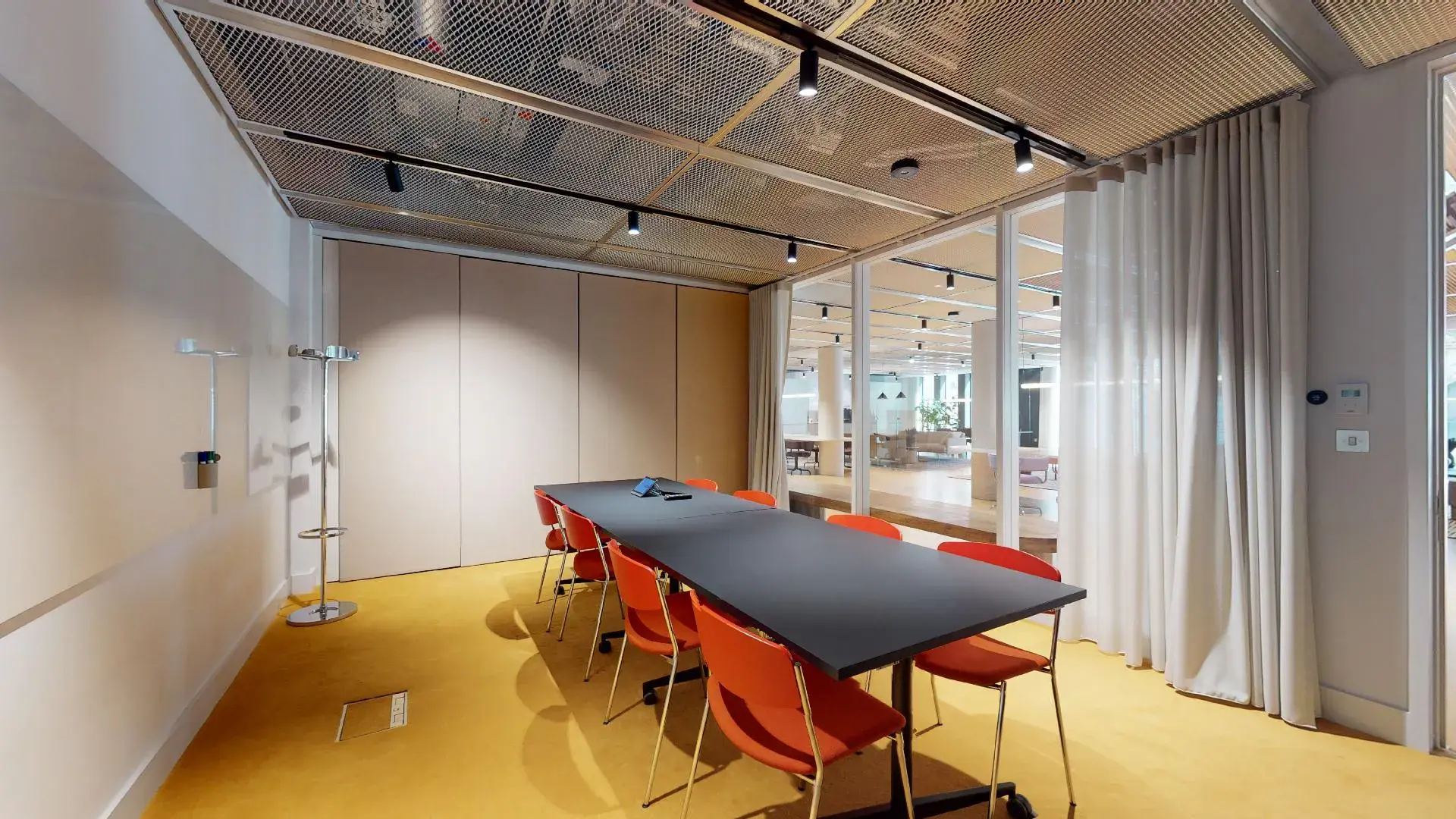 Meeting Room 08