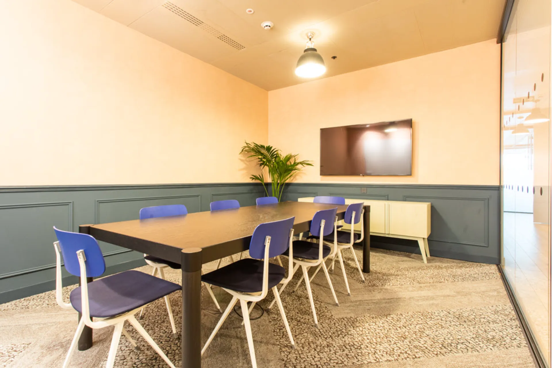 Meeting room 5-B
