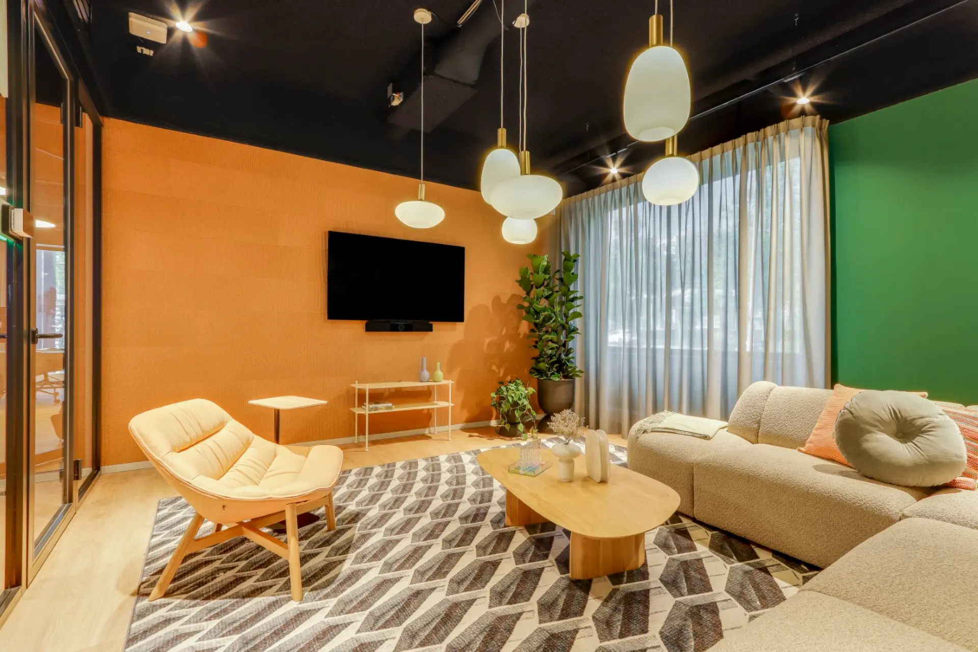 Hybrid meeting room (5)