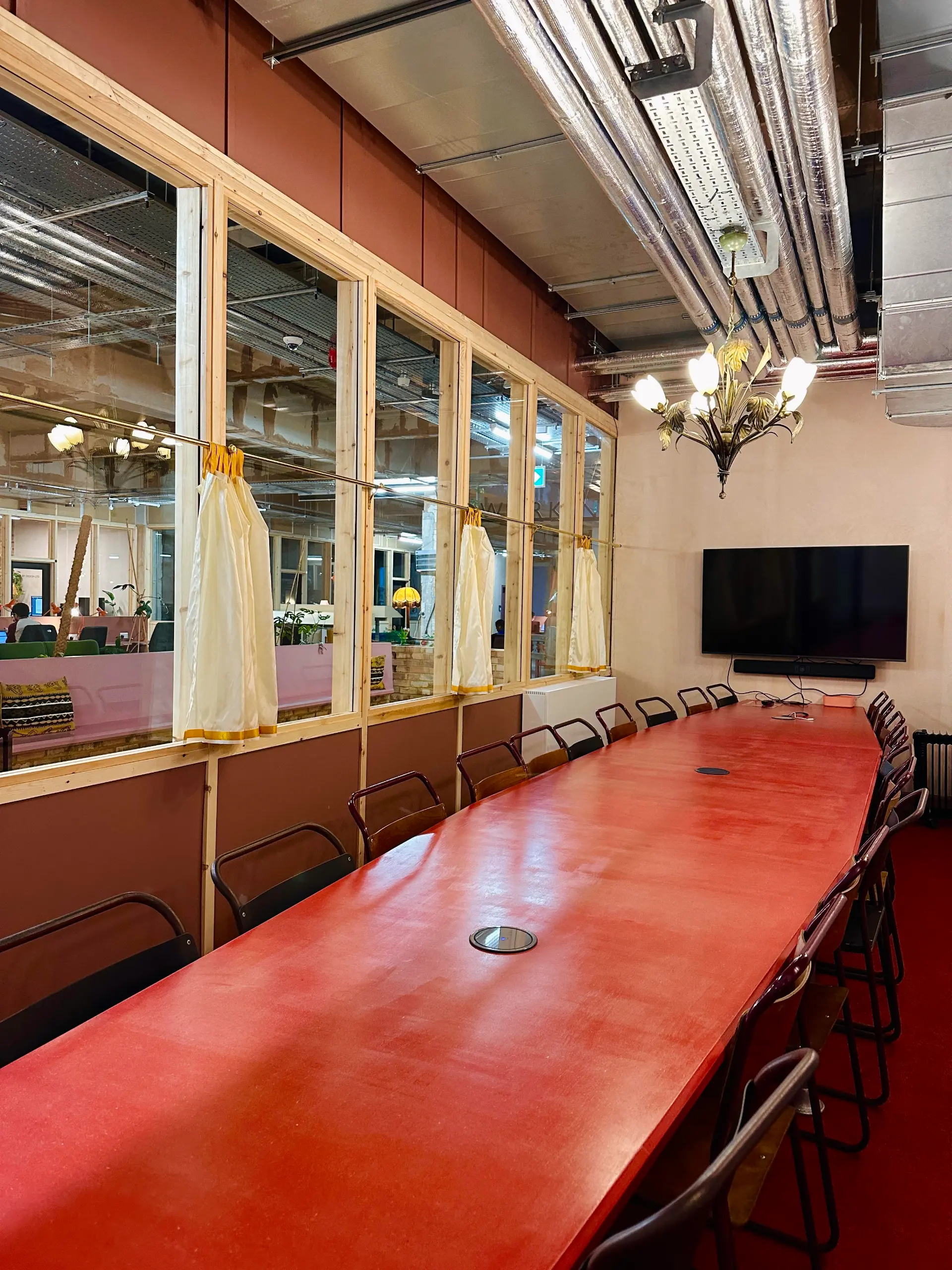 20 Person Boardroom