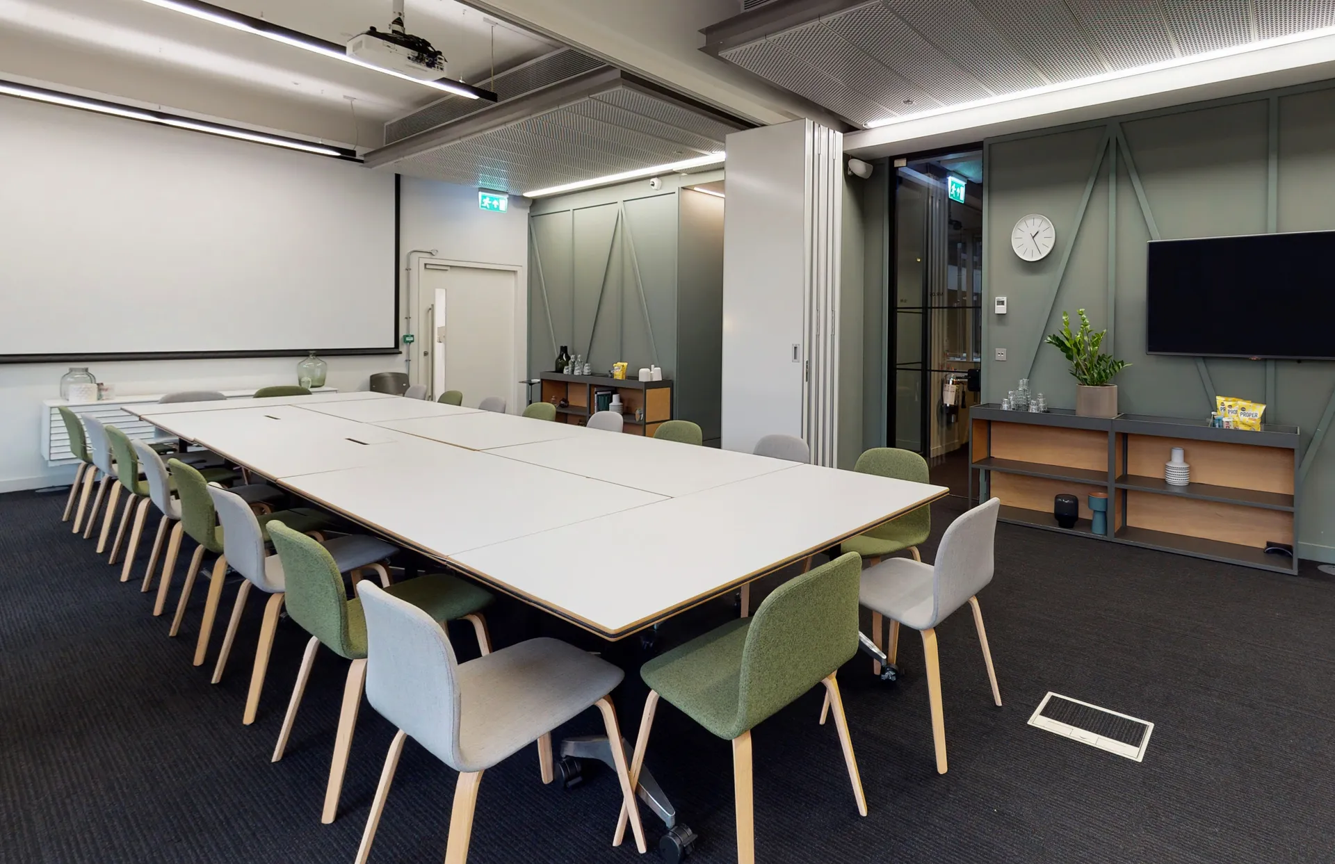 Meeting Room 6 & 7