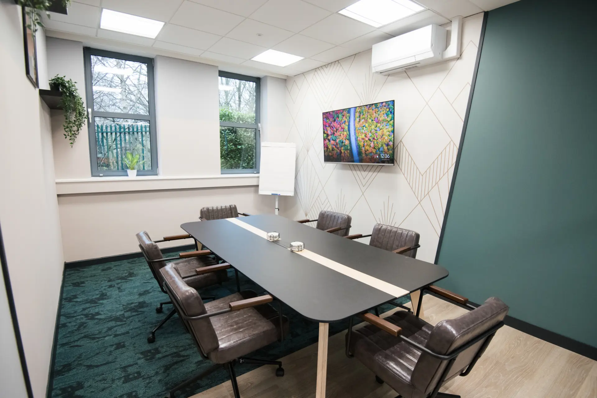 Adel Suite