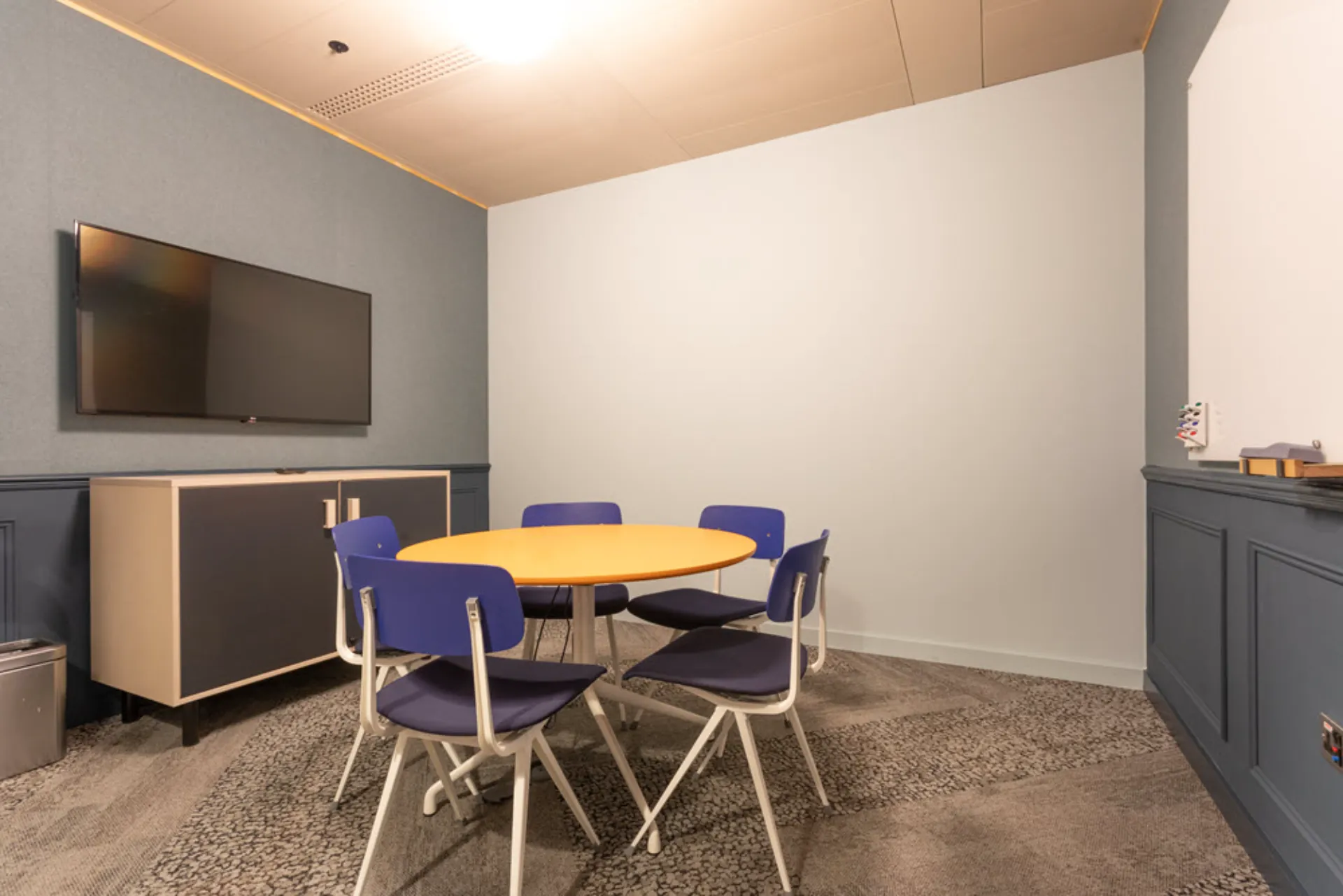 Meeting room 5-C
