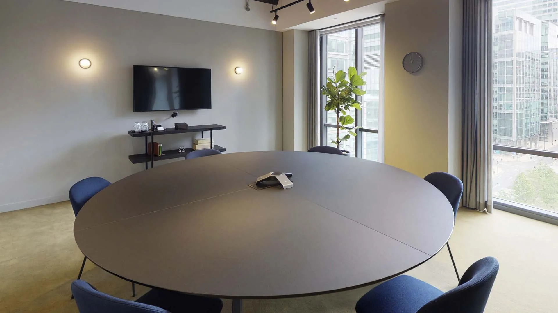 Meeting Room 8.06