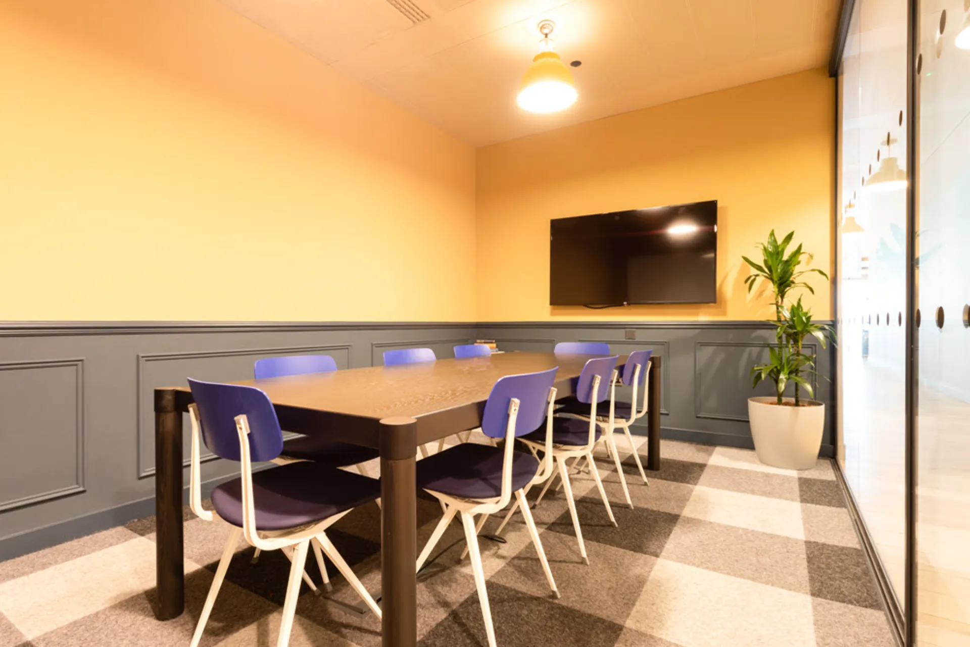 Meeting room 6-H