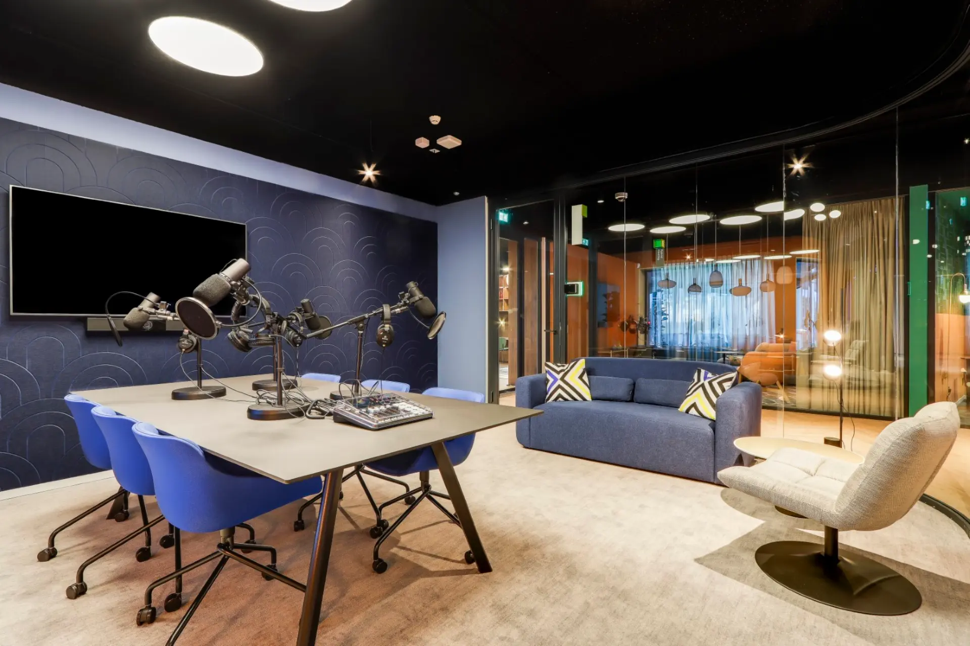 Podcast studio