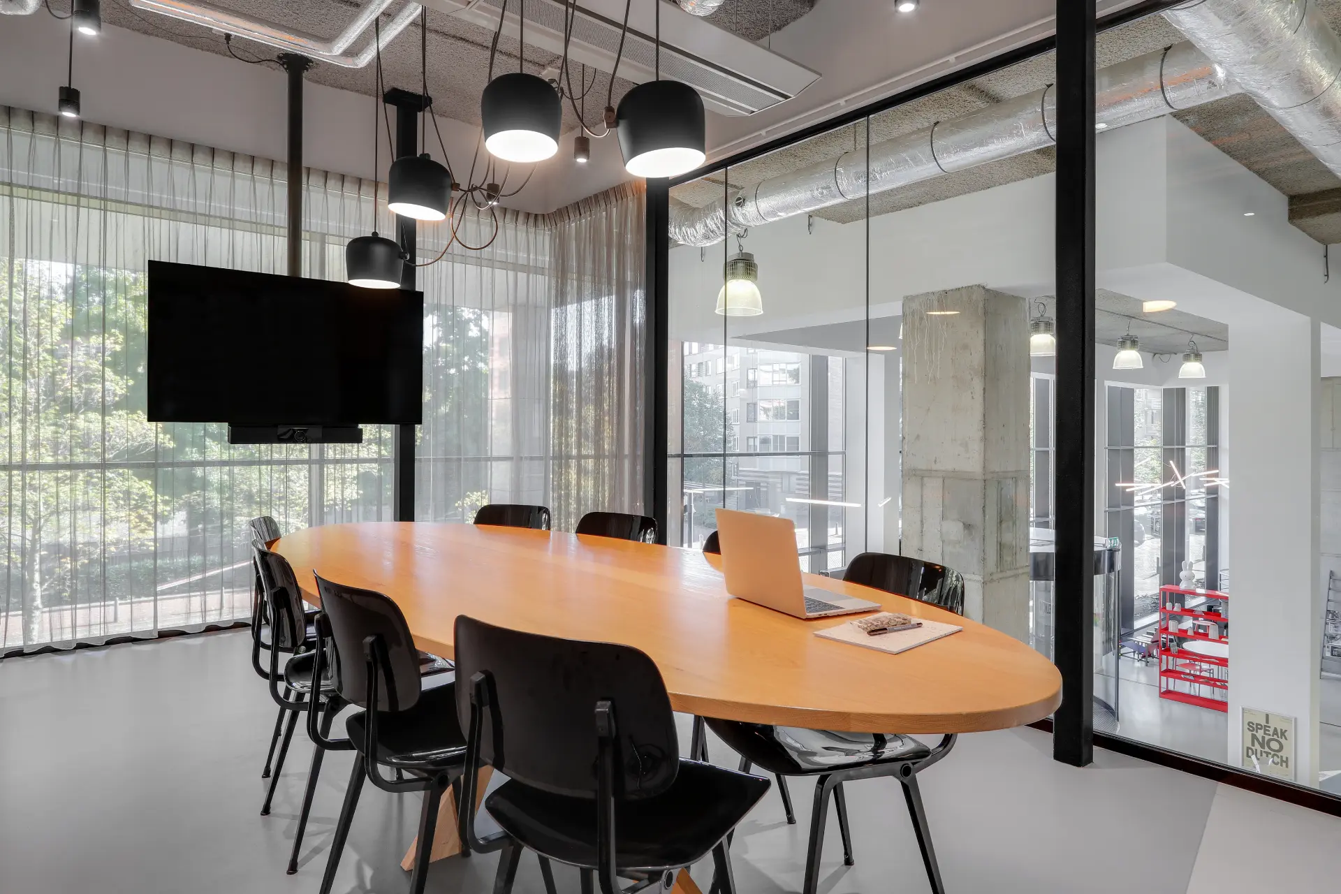 Hybrid meeting room (V1.07)