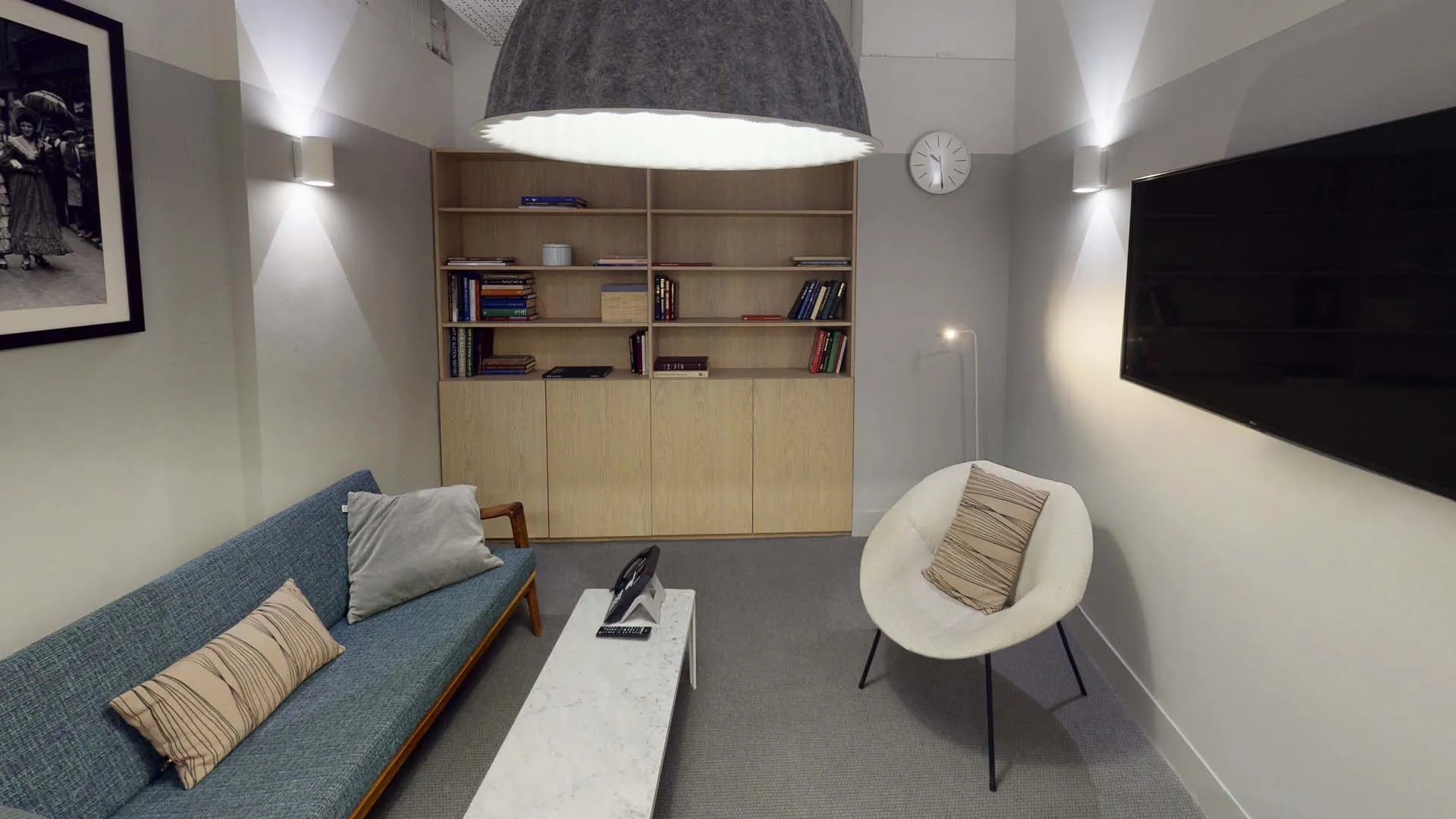 Meeting Room 5 - Sofa Room