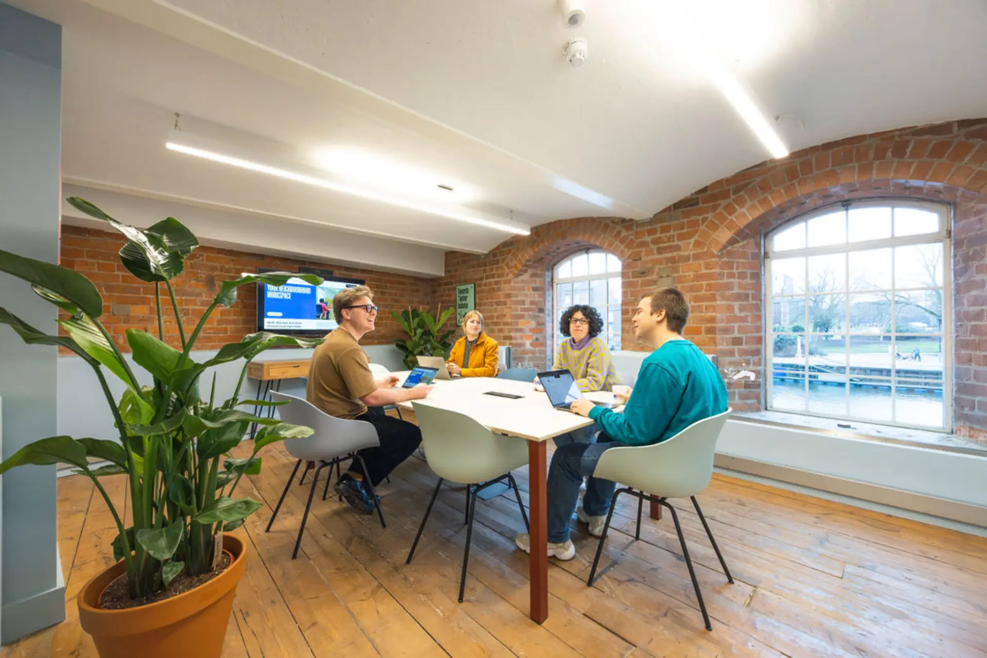 B Hive Studio